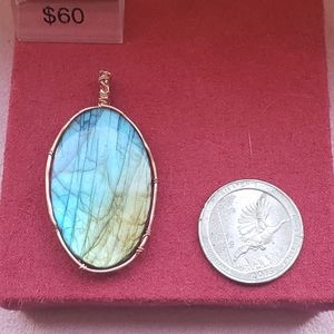 Labradorites Eye pendant